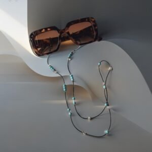 akiniu grandinele turkis