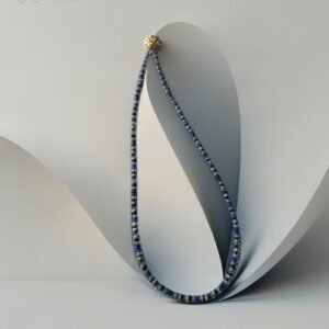 trumpas kaklo pakabukas biseris melynas 36 CM