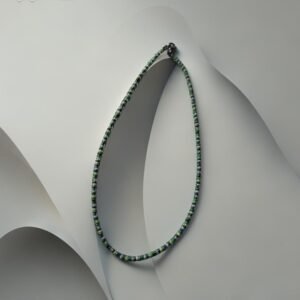 trumpas kaklo pakabukas biseris zalias 36 CM