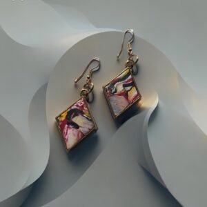 auskarai molio raudonas