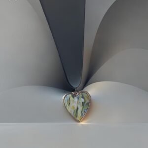 Polimerinio molio įrėmintas pakabukas