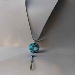 Polimerinio molio apvalus pakabukas