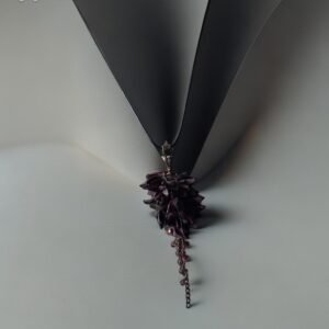 Odinis kaklo pakabukas gėlytė