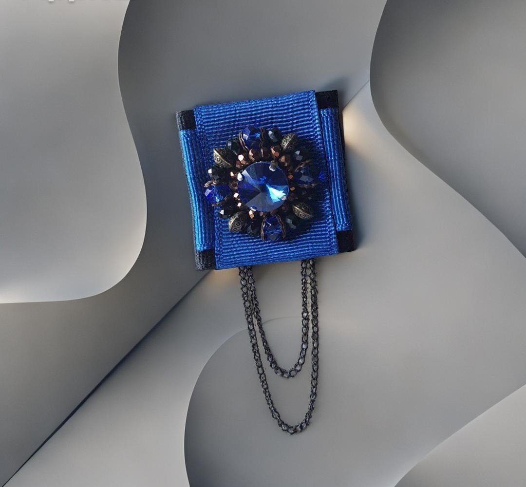 sage kaspinas melynas